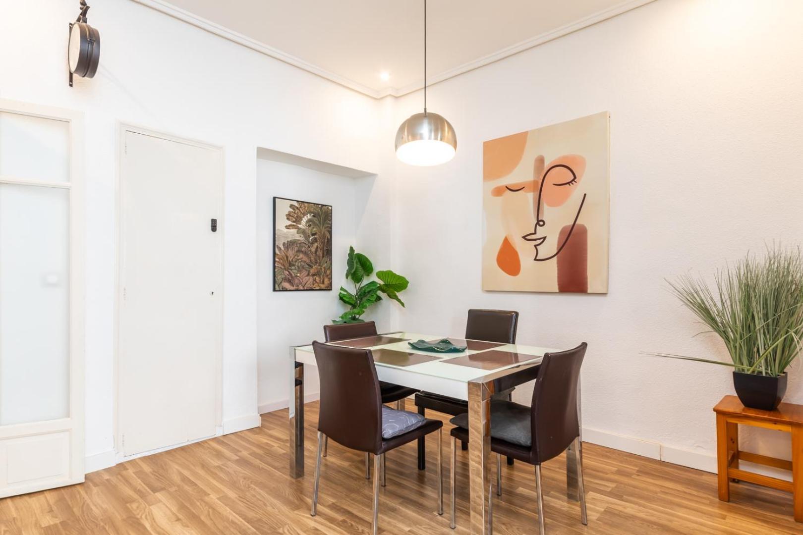 Mestalla River Apartment Valencia Eksteriør billede